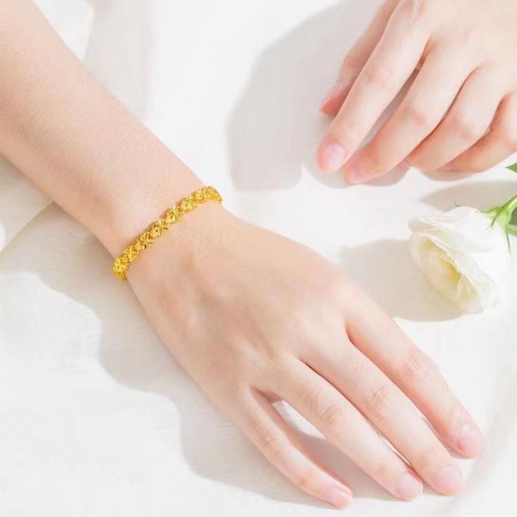 Gold-Plated Lucky Clover Gift - Love Heart Brass Gold-Plated Charm