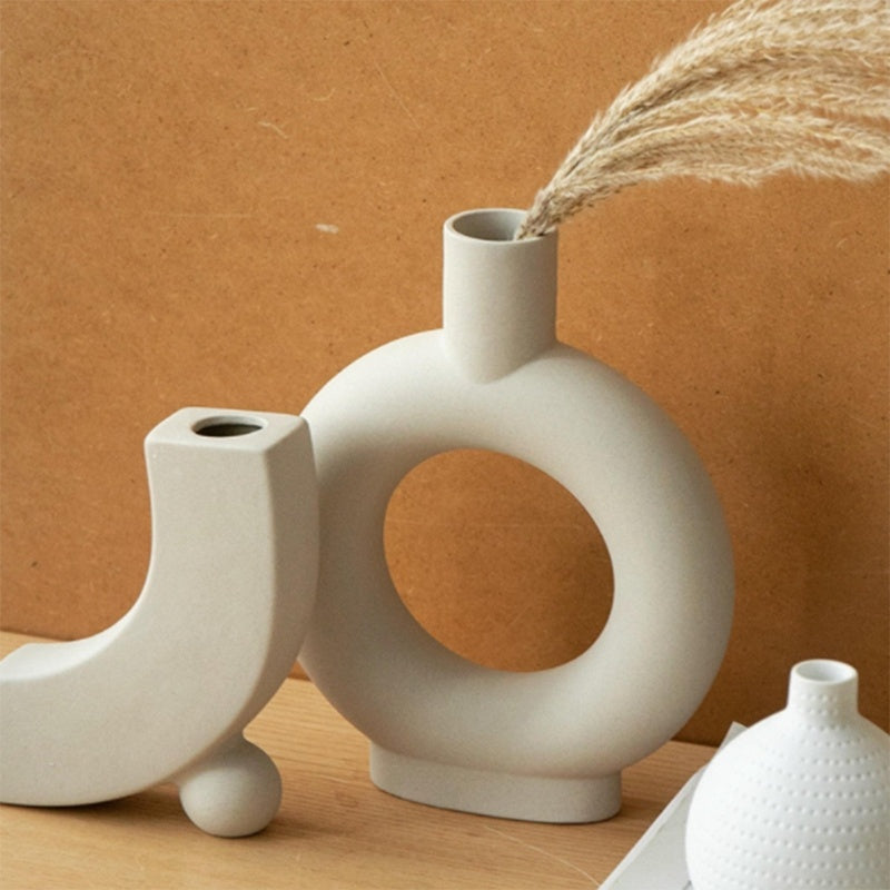 Premium Nordic Ceramic Vase - White Vegetarian Home Decoration