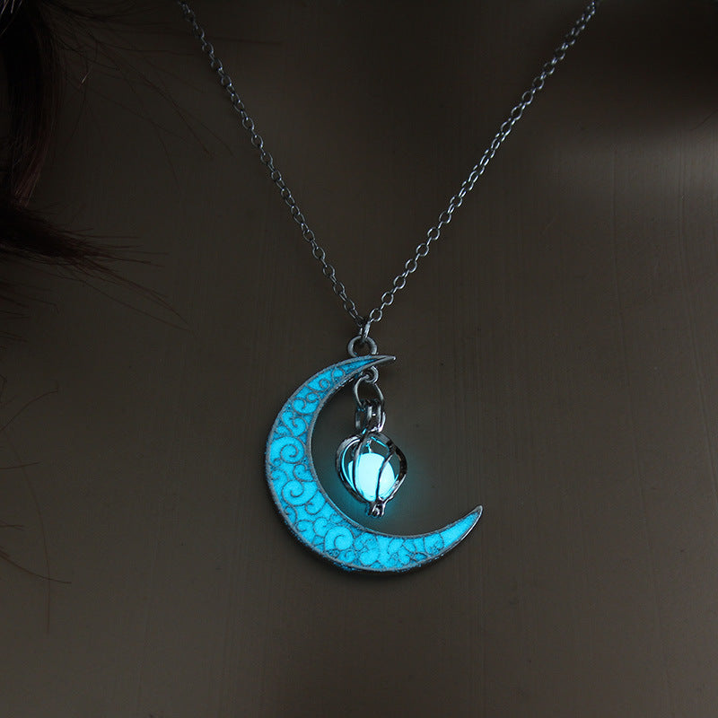 Glowing Pendant Necklace - Silver Plated Chain