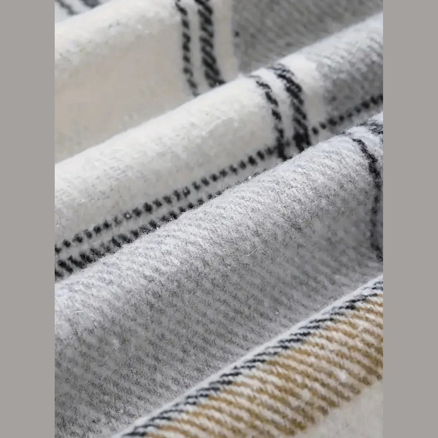 New Plaid Pattern Long Sleeved Hook And Loop Wool Lined Hooded Jacket For Warmth, Women's Plaid Hooded Drawstring Jacket, Single Breasted Closure, Comfortable And Casual - DropOnline.co