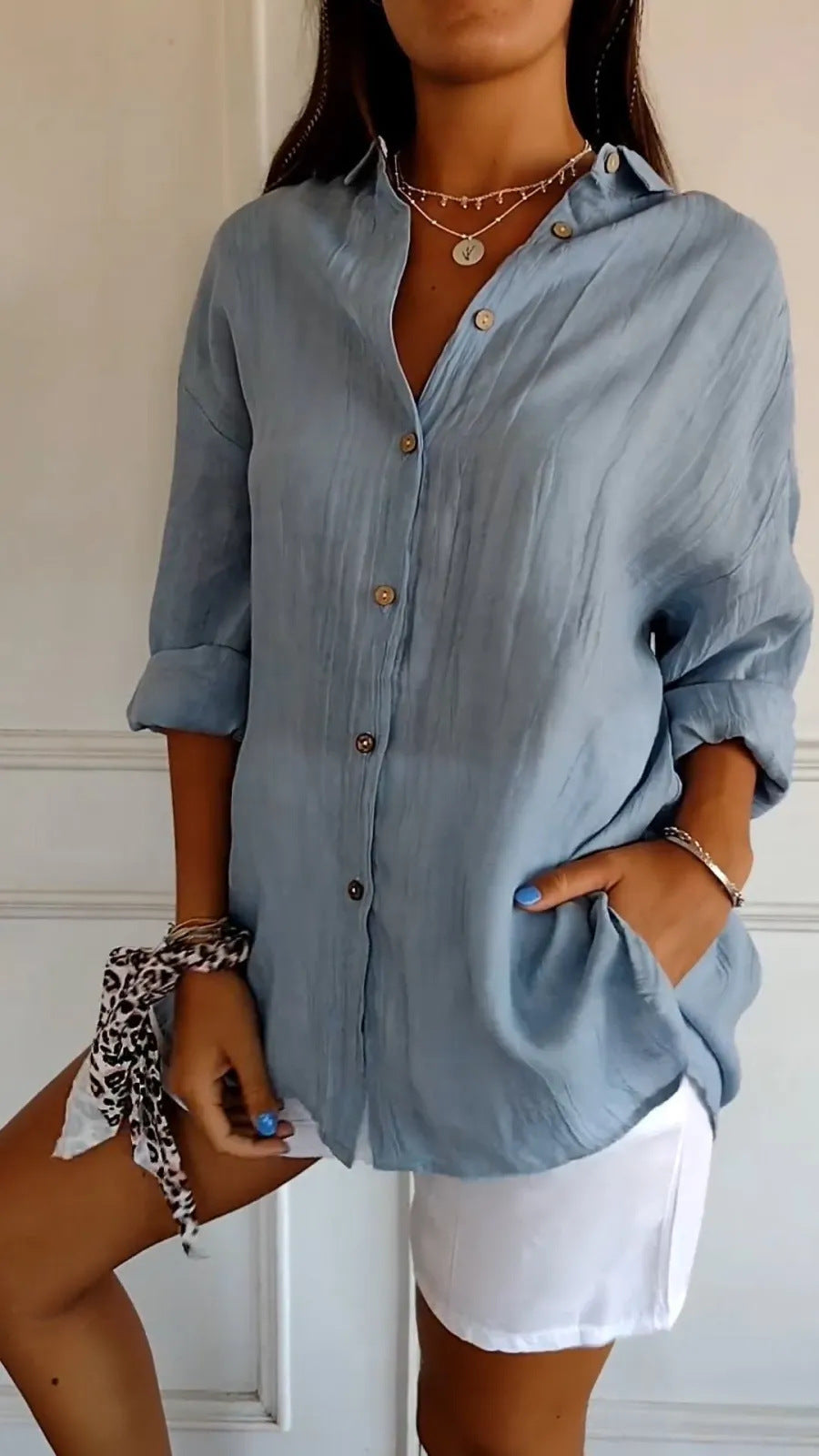 Women's Lapel Long Sleeve Shirt - Single-Breasted Pleated Button-Up