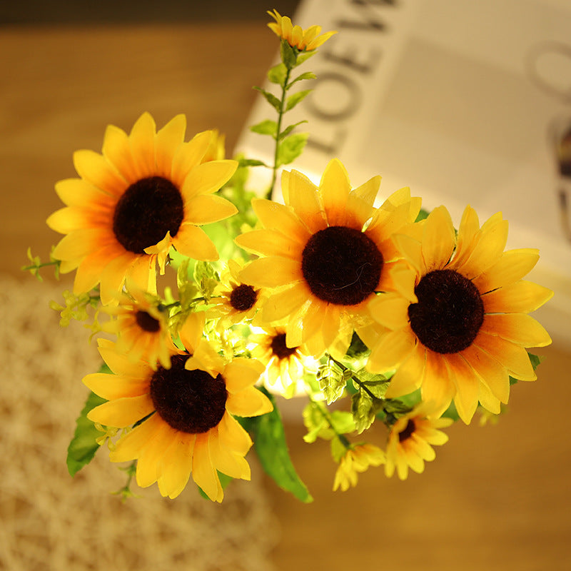 Premium Sunflower Bouquet Night Light - Creative Home Desktop Decoration