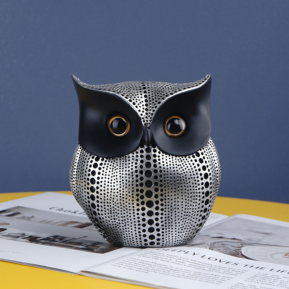 Premium Owl Resin Craft Decoration - Elegant Home Soft Decoration