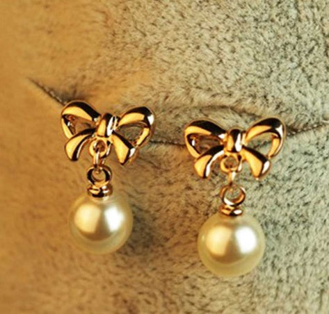 Hypoallergenic Heart-Shaped Zircon Earrings - Women's Bow Pearl Earrings