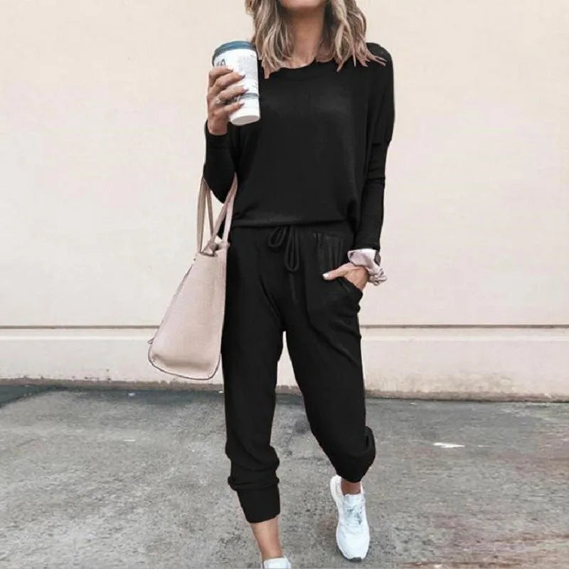 Women’s Casual Solid Color Hoodie Tracksuit — Oversize Two-Piece Set
