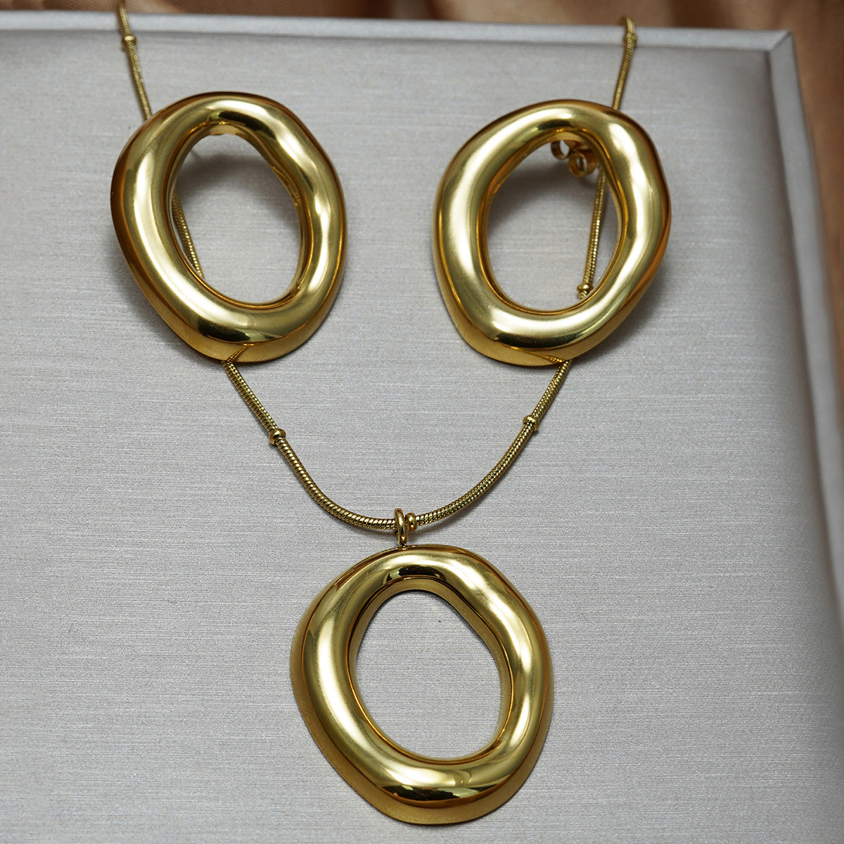 Lxalry 18K Gold Plated Stainless Steel Oval Pendant Jewelry Set For Women - Minimalist Elegant Necklace & Earrings, Hypoallergenic, Waterproof, Tarnish-Free, Ideal Gift For Birthday, Wedding, Daily We