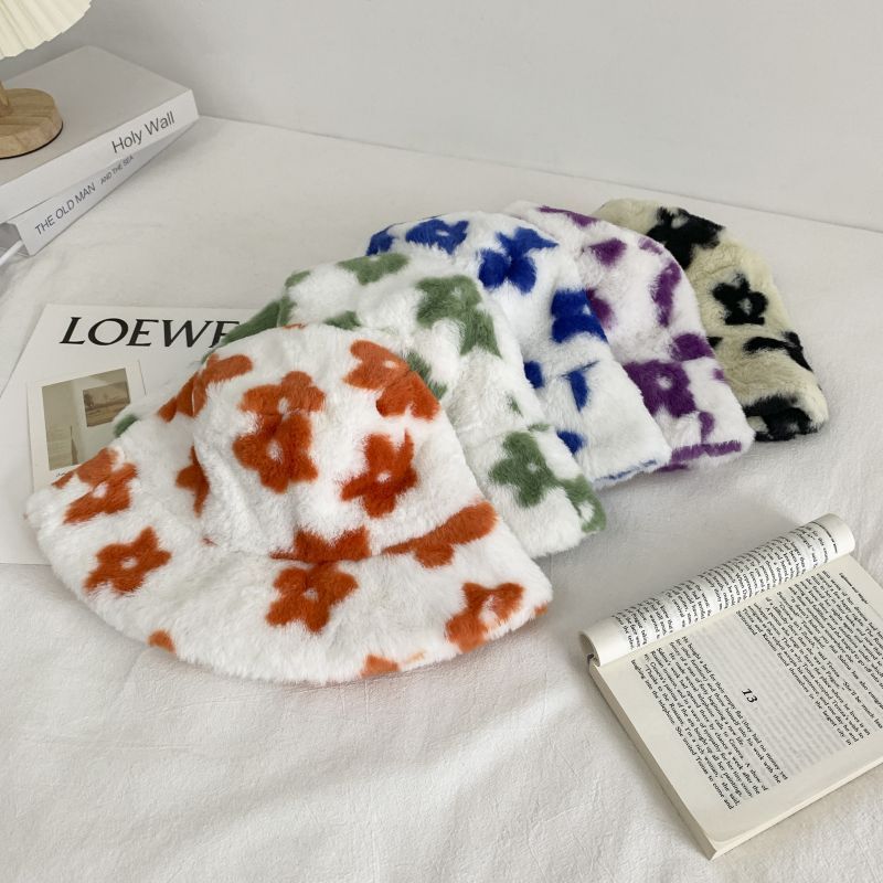 Women's Autumn Winter Warm Plush Hat - Cozy Fashion Beanie