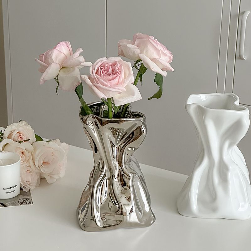 Premium Simple Cream Style Vase - Elegant Home Decoration Centerpiece