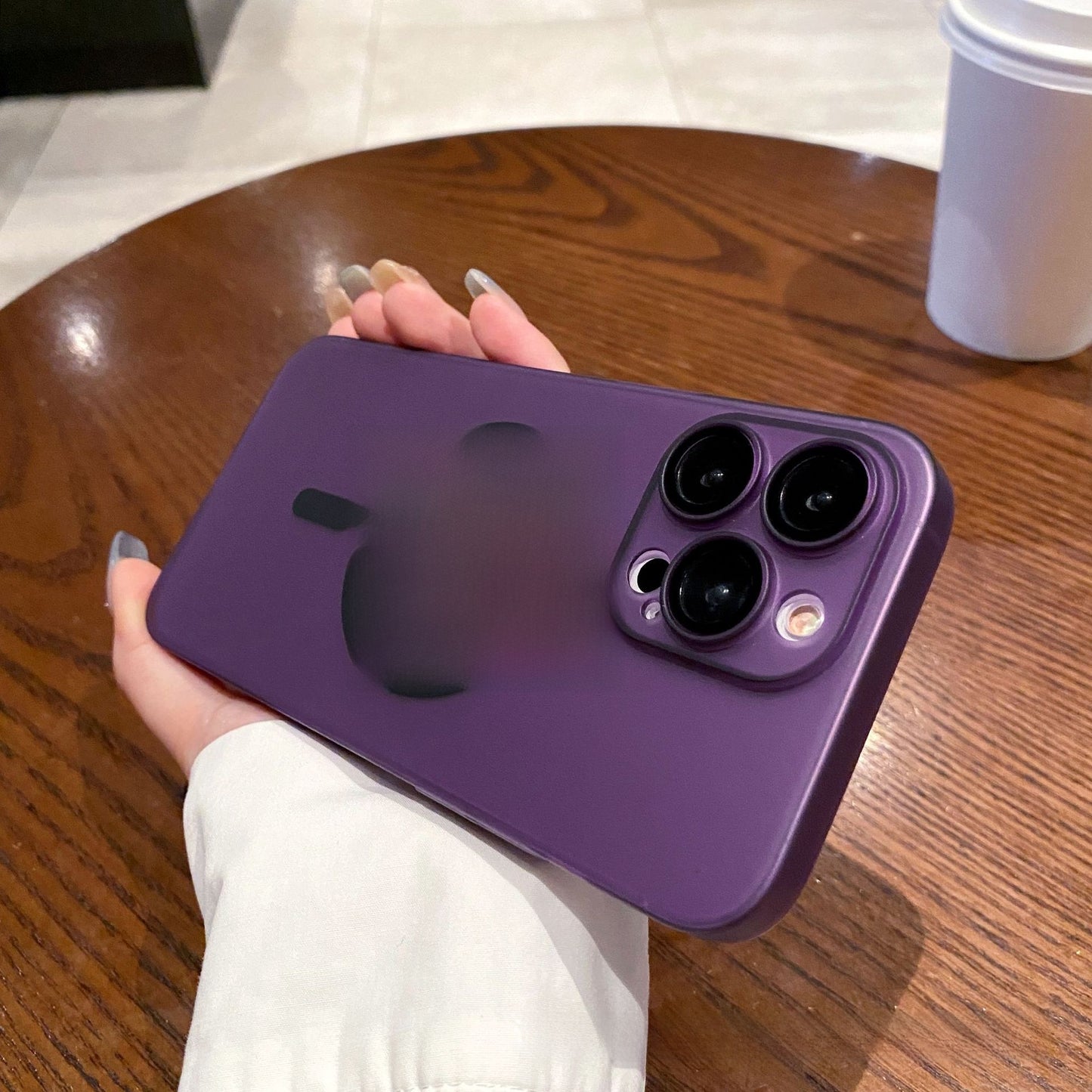 MagSafe Compatible iPhone Case - Ultra-Thin Magnetic Frosted Design iPhone 16 Pro Max