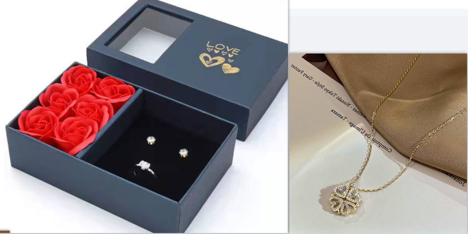 Retro Magnetic Folding Heart Shaped Four Leaf Clover Pendant Necklace Women Love Clavicle Chain Gifts Openable Choker Jewelry - DropOnline.co