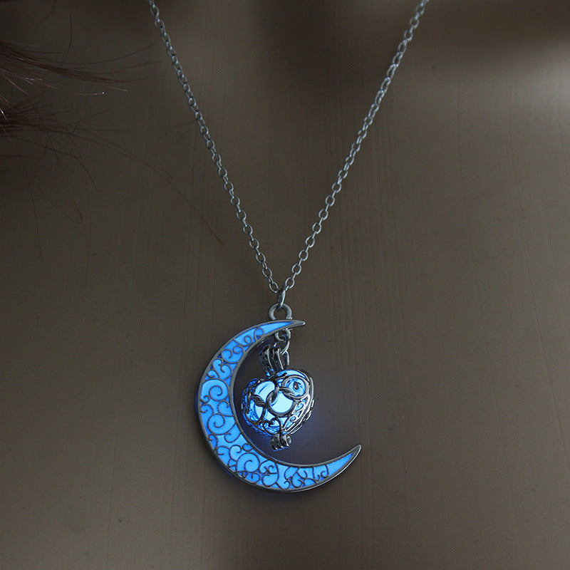 Glowing Pendant Necklace - Silver Plated Chain