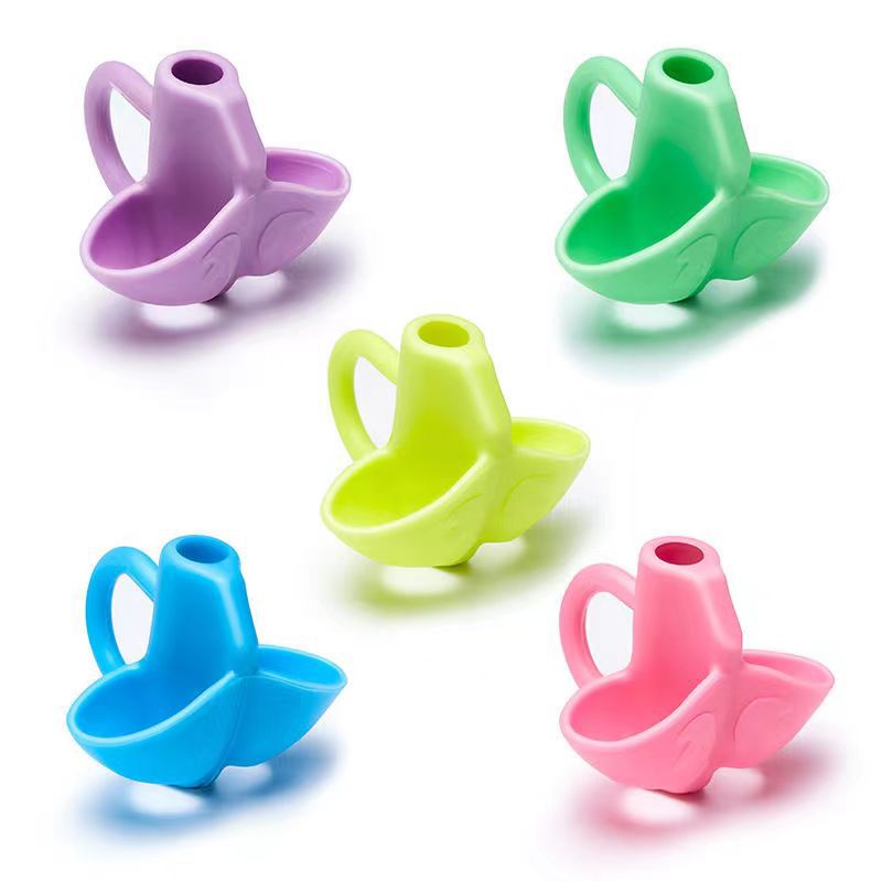 Three-Finger Pen Grip - Ergonomic Silicone Writing Aid for Kids & Students