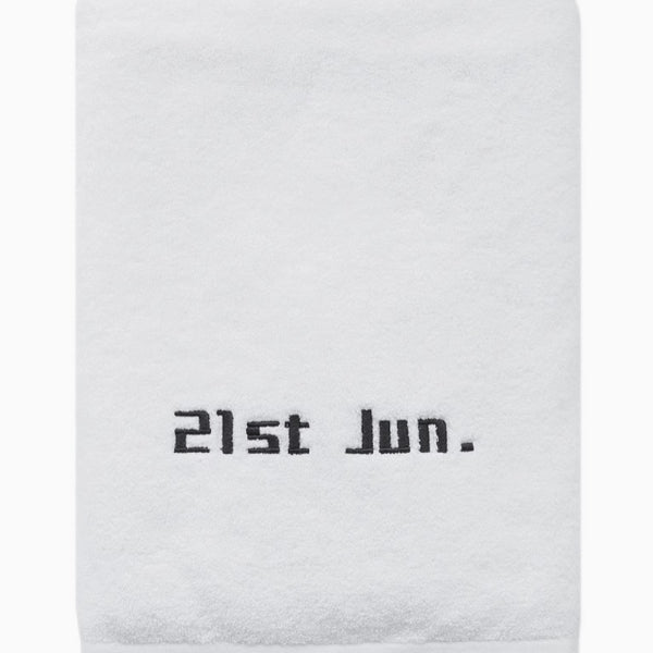 Customized Date Bath Towel, Birthday Embroidery