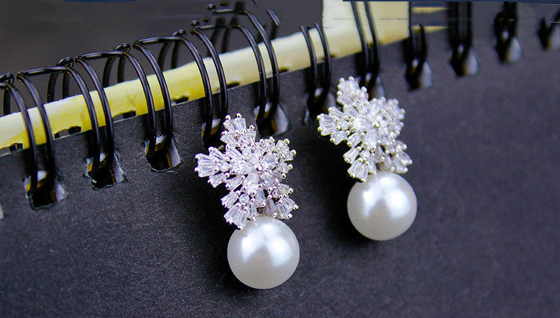 Snow Pearl Earrings - Exquisite Zircon Diamond Pearl Jewelry