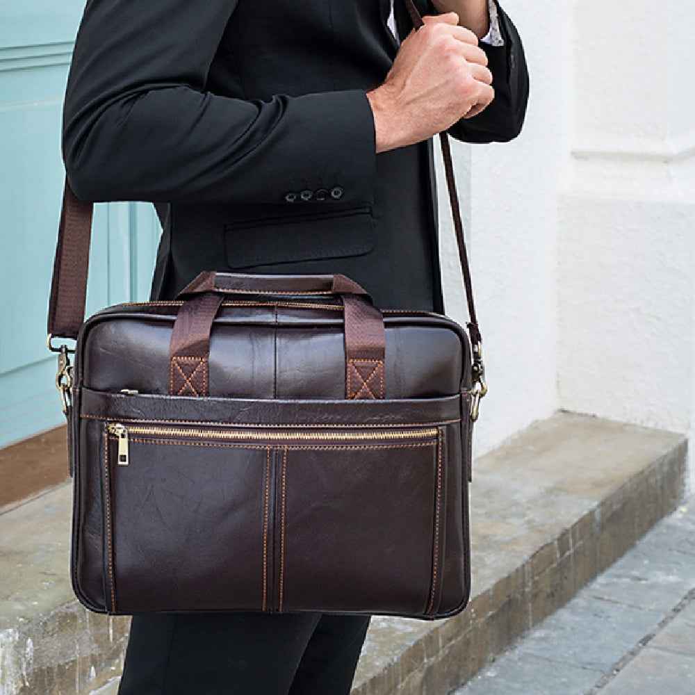 Fashion Personality Men's First Layer Cowhide Handbag