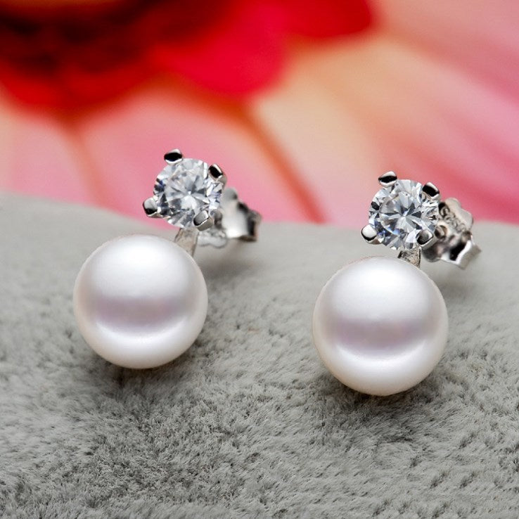 Round Pearl Stud Earrings - Classic Elegant Pearl Studs