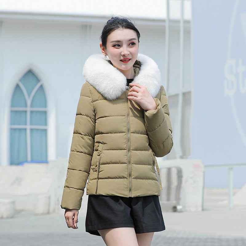 Women's Slim Fit Short Padded Coat With Fur Collar