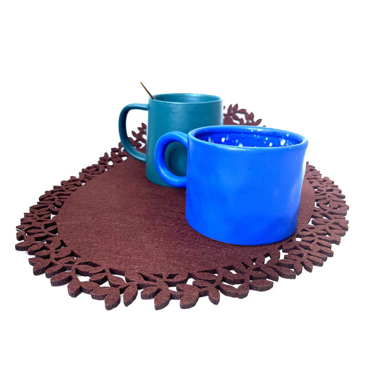 Premium Felt Placemats Set of 4 - Leaf Edge Design Heat Resistant Table Mats
