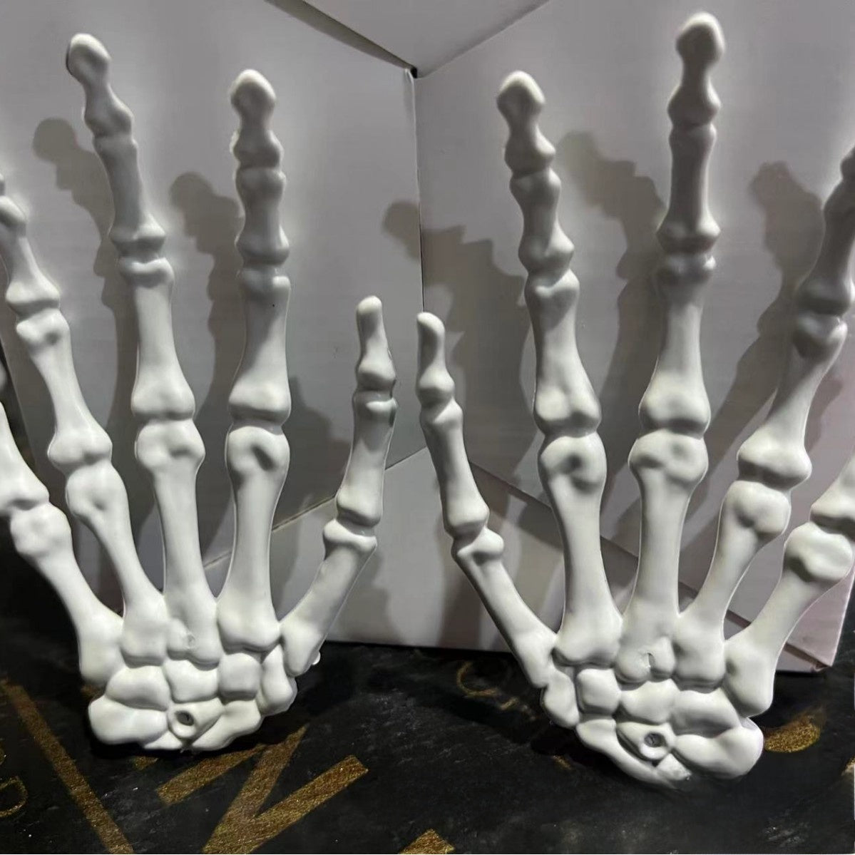 Halloween Skull Claw Decoration - Funny Spooky Prop