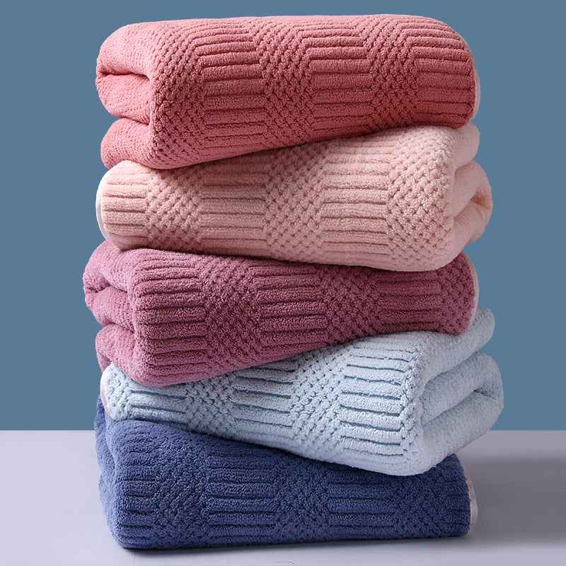 Water-absorbing Quick-drying Striped Coral Fleece Bath Towel