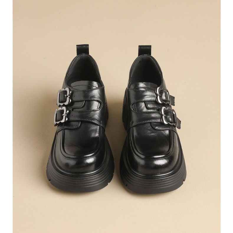 Retro Leather Skirts And Height-increasing Single Shoes