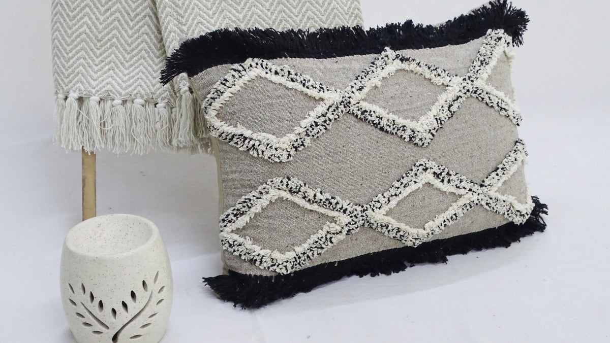 Coussin décoratif touffeté pour salon 16"x 22"