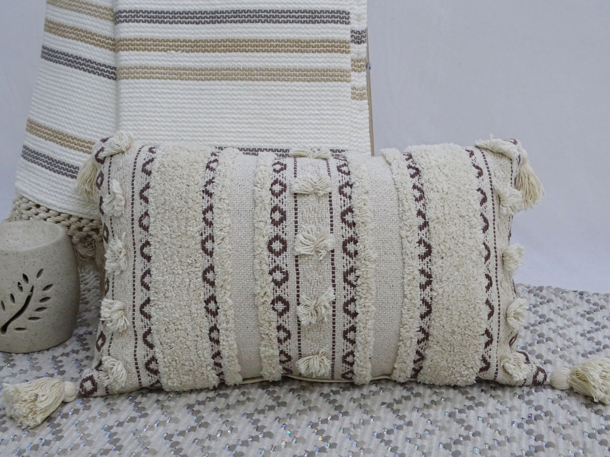 Coussin décoratif tissé à la main 35x60cm avec franges