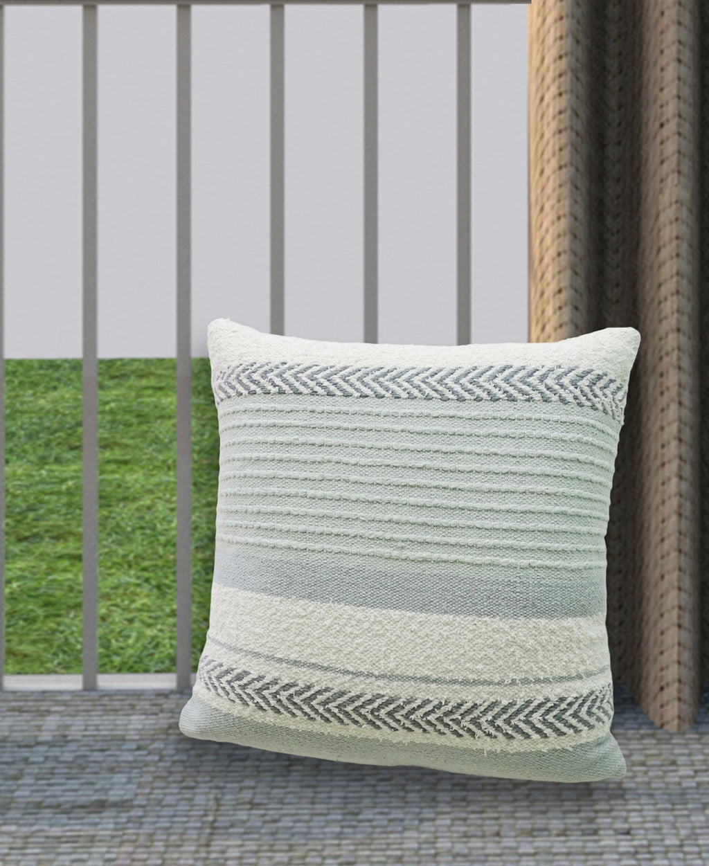 Coussin décoratif rayé tissé main 20"x20"