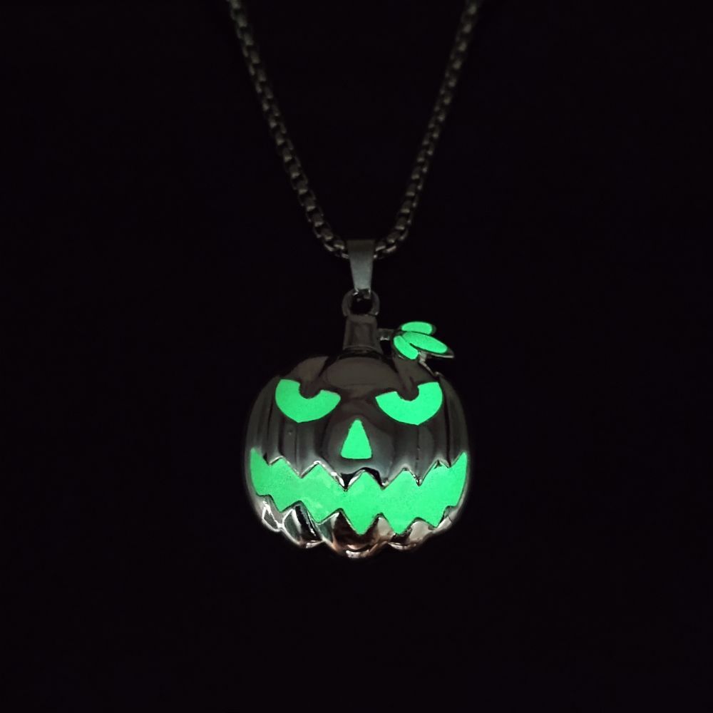 Halloween Luminous Pumpkin Pendant Necklace - Ghost Festival Accessory