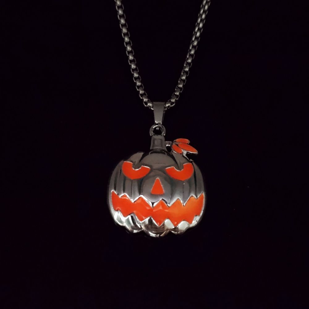 Halloween Luminous Pumpkin Pendant Necklace - Ghost Festival Accessory