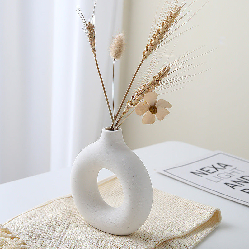 Premium Ceramic Letter Vase - Modern Home Decoration Centerpiece