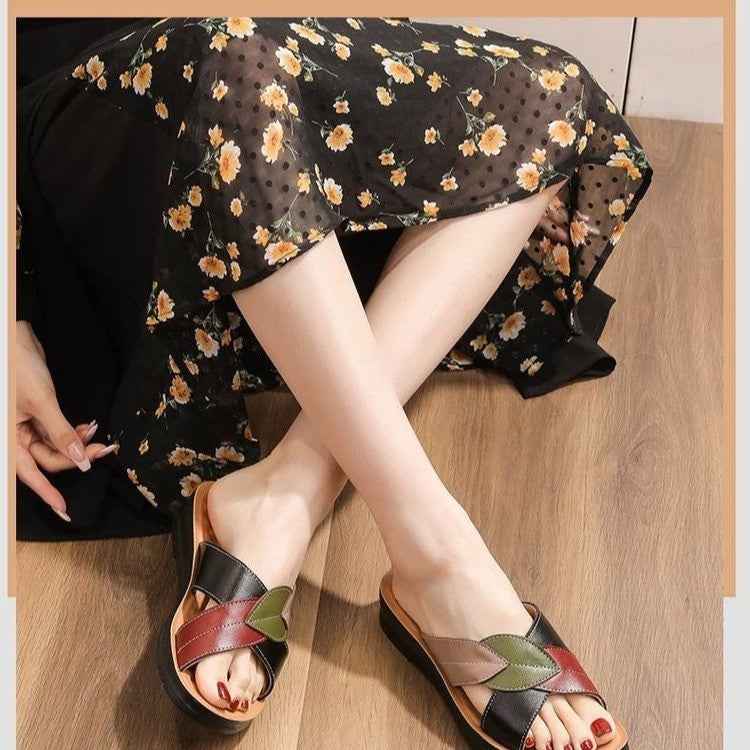 Slope Heel Soft Sole Versatile Shoes Fashionable Mom Sandals Flip Flops