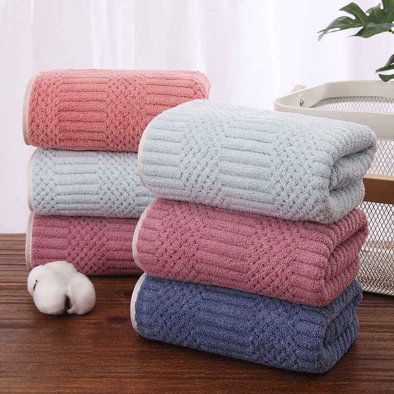 Water-absorbing Quick-drying Striped Coral Fleece Bath Towel