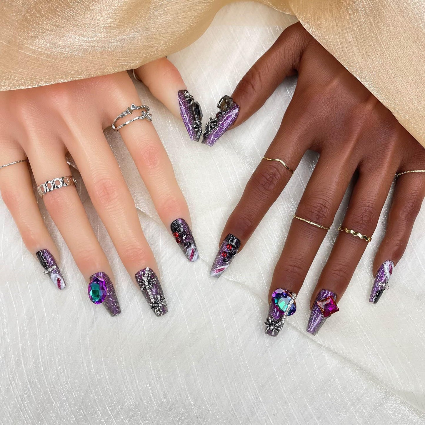 GGDDSHA Press On Nails Short, No Fade Out Fake NailsSeamless Fit Soft Gel Glue On Nails Charms For WomenHandmade Nail Art Manicure Gradient,Royal Arachnid