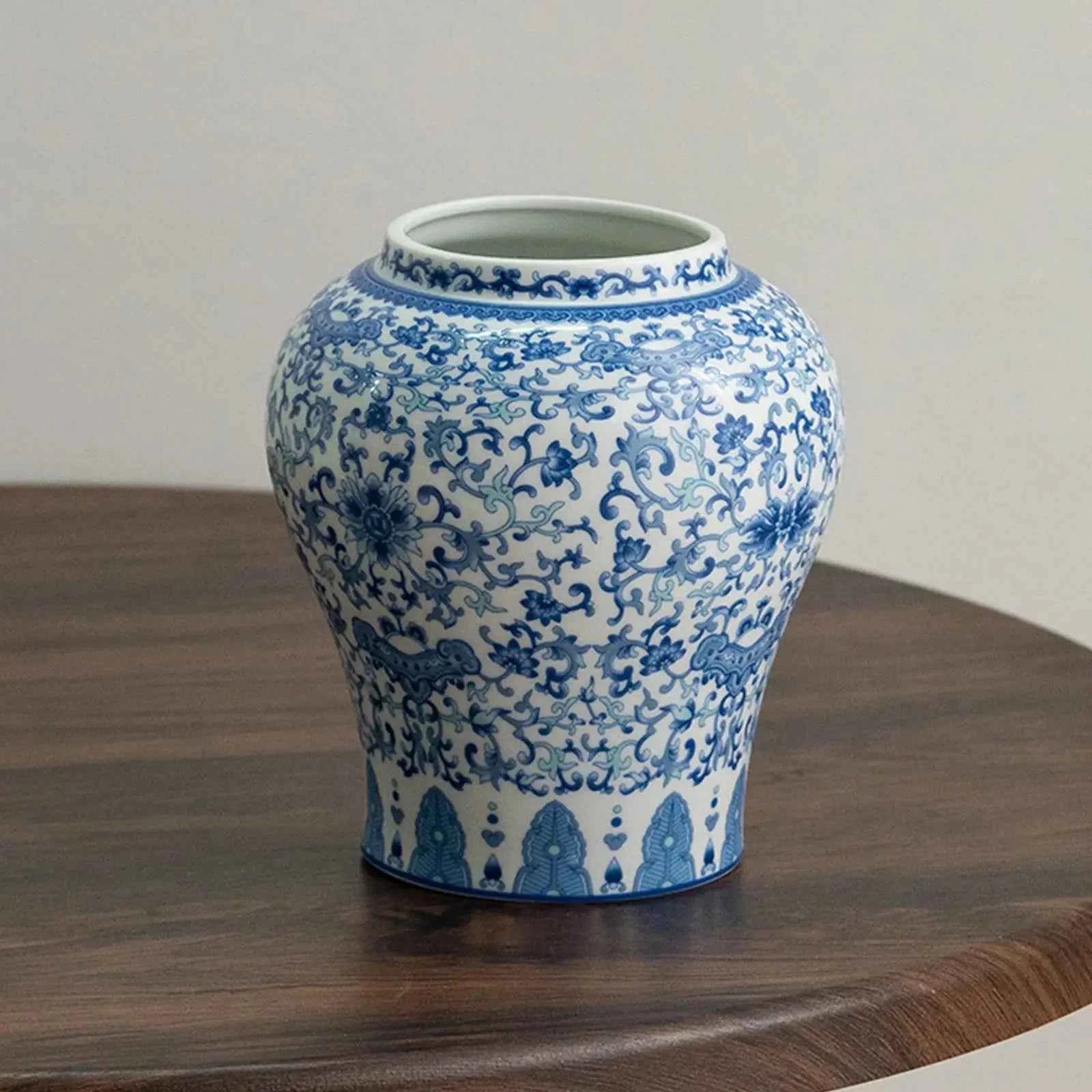 Chinese Style Ceramic Ginger Jar Beautiful Dried Flower Vase Glazed Asian Decor Chinese Blue White Vase Centerpiece Temple Jar