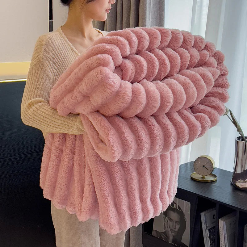 ROSEKIND Blankets 3 Size for Bed, 280GSM Soft & Warm Fleece Blanket, Decorative and Giftable Striped Blankets for Women, Men