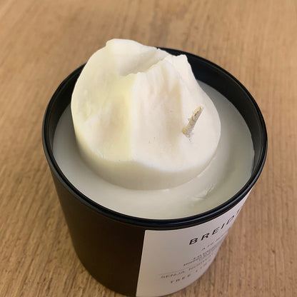 Breidtinden Candle