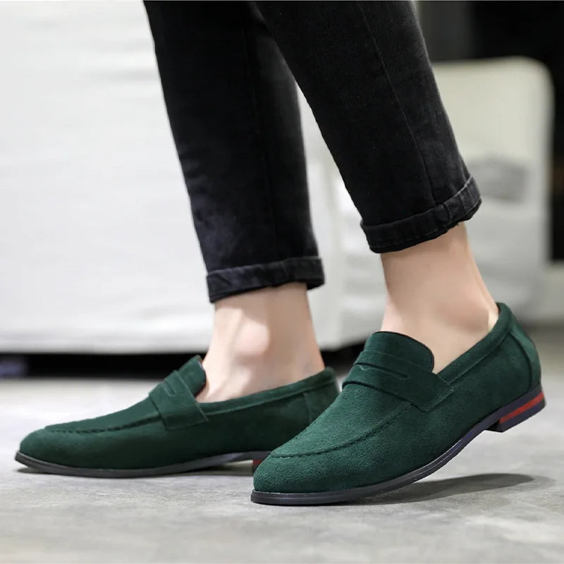 Men's Casual Shoes Suede Loafers Fashion Slip on Leather Shoes Soft Solid Dress Shoes Wedding Flats Plus Size Business Men Shoe