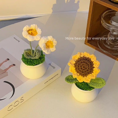 DIY Handwoven Mini Potted Flower Rose Office Desktop Ornamental Potted Plants Woolen Thread Finished Product Home Decoration