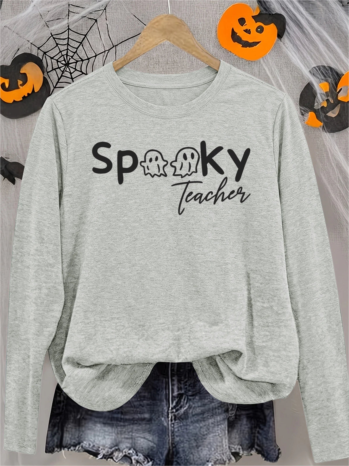 Women's Spooky Teacher Long Sleeve Crew Neck T-Shirt with Ghost Print, Cute Soft Horror Funny Halloween Gift, Casual Athletic Vacation Top