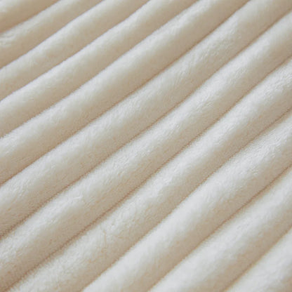 VividTwill 1pc Fluffy Coral Velvet Blanket Air-Conditioned Flannel Plush Comfortable Thickened Warm Soft Throw Blanket Bed Cover