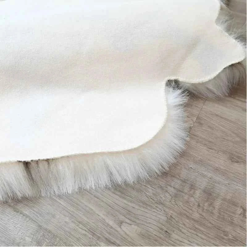 Modern Minimalist Machine Washable Faux Reindeer Fur Carpet Bedroom Blanket Floor Mat Bedside Faux Animal Blanket