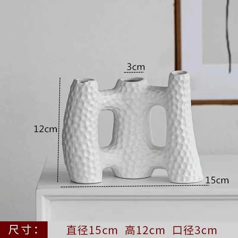 Nordic Decoration Home Flower Vase Black and White Art Ceramic Vase Minimalism Dried Flower Arrangement Accessories B&B Ornament