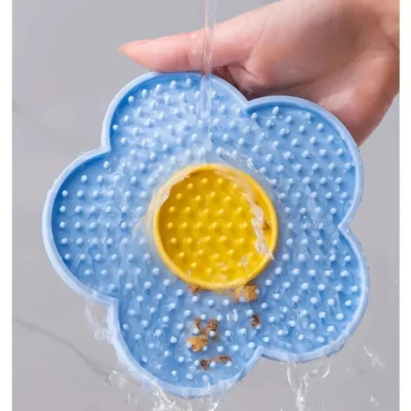 Sunflower Silicone Pet Licking Mat – Slow Feeder Lick Pad for Dogs & Cats