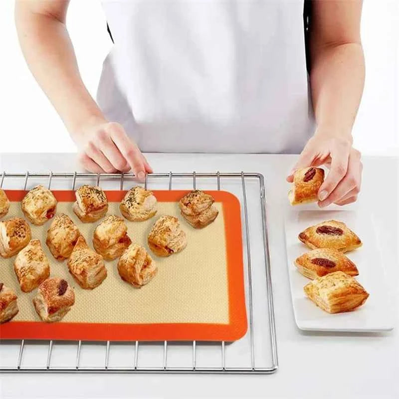 1PCS Kneading Dough Mat Silicone Baking Mat Pizza Cake Dough Maker Kitchen Cooking Barbecue Gadgets Bakeware Kitchen Accessories