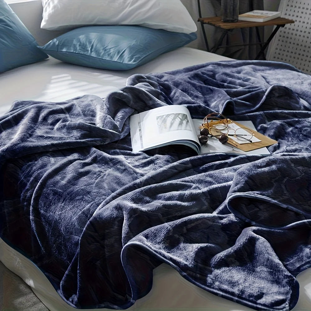 Luxurious Blue Flannel Throw Blanket - Ultra-Soft Cozy Winter Bedroom & Couch Cover,Good For Sleep,1KG,LARGE BLANKET