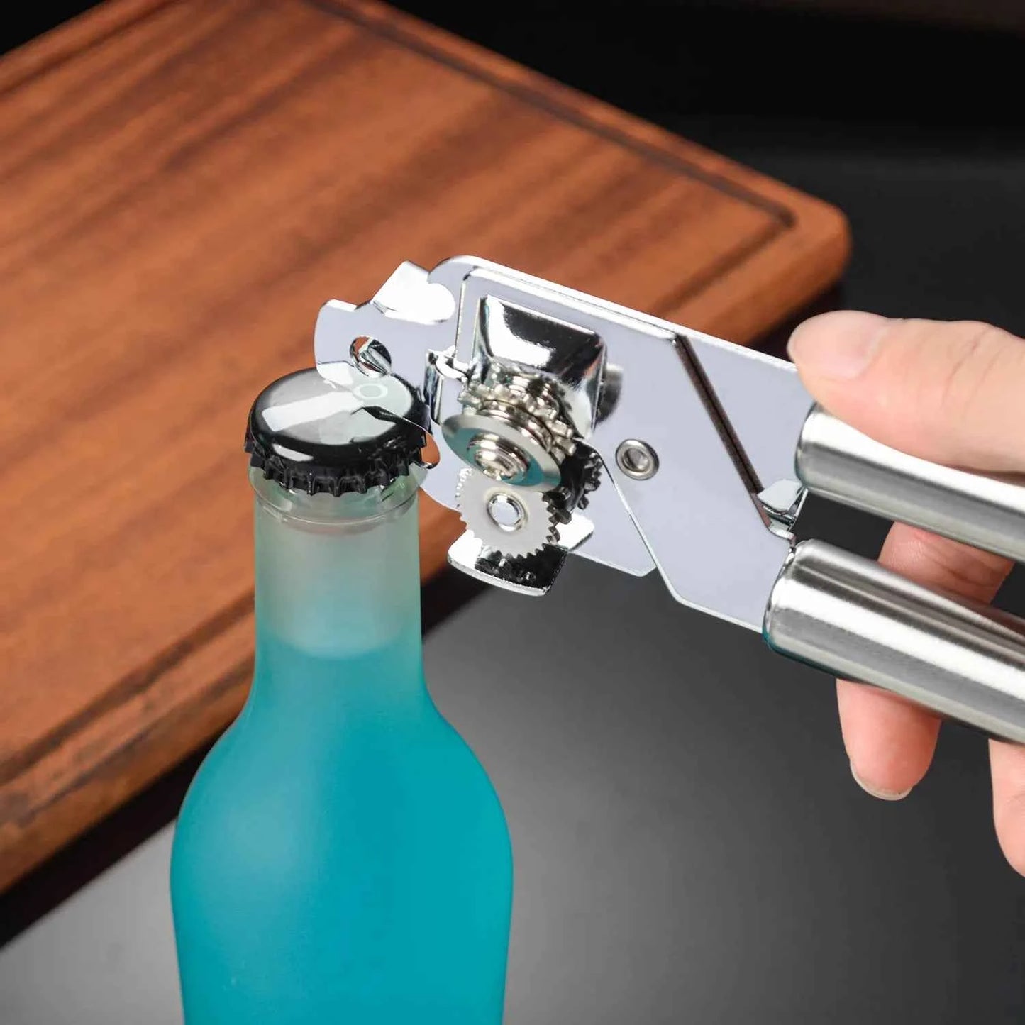 Classic multi-purpose can opener and bottle opener Beer Bottle Box sharp stainless steel cutting wheel kitchen gadgets