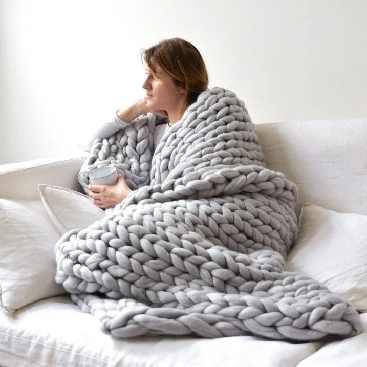 Comfortable Chunky Knit Blanket Fashion Knitted Blanket Winter Warm Sofa Bed Throw Blankets Hand-woven Home Gifts