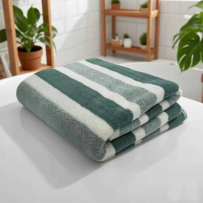 1-pack thick bath towel, strong water absorption and quick drying, non shedding, durable - very suitable for families, beaches,