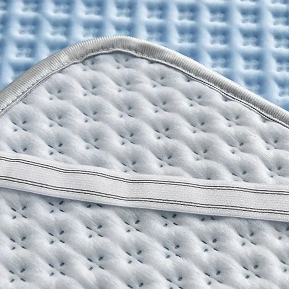 Breathable Ice Silk Cooling Mattress Pad – Washable Soft Skin-Friendly Summer Sleeping Mat